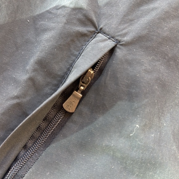 Versace Sports Vest that is Stylish, Comfortable and Luxurious - Picture 7 of 13